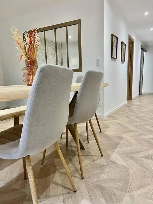 Le Rive Droite - Gare Centre - Wifi - Terrasse - Face Remparts Apartment Avignon 0*,  France