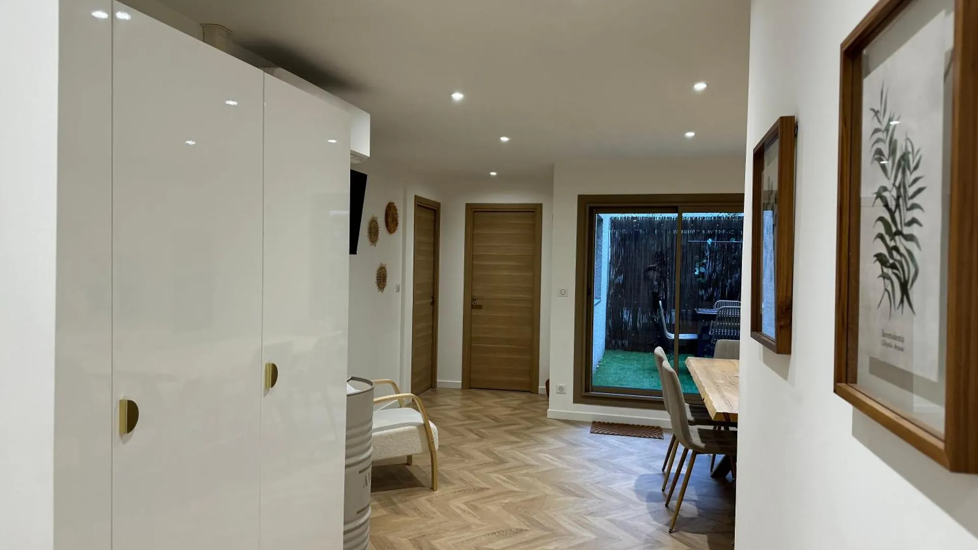 Le Rive Droite - Gare Centre - Wifi - Terrasse - Face Remparts Apartment Avignon