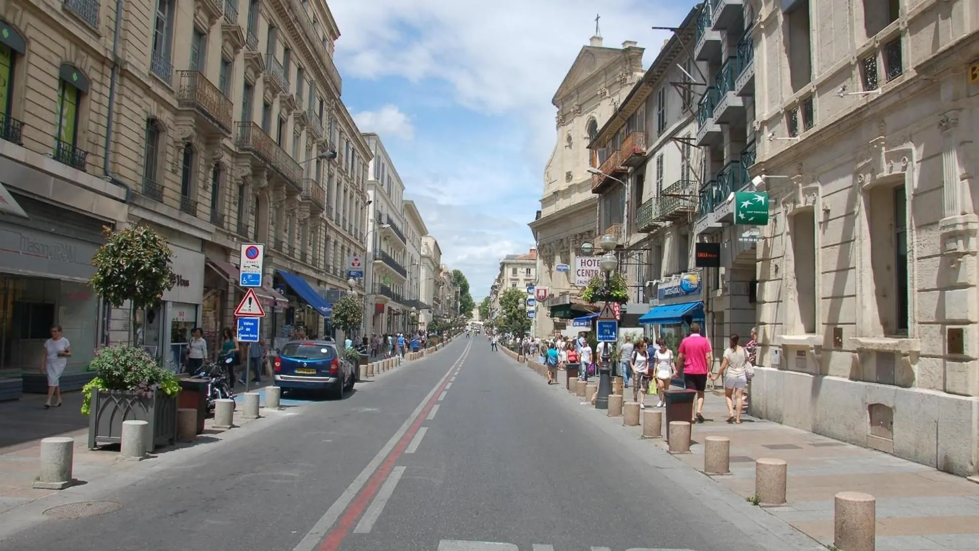 Le Rive Droite - Gare Centre - Wifi - Terrasse - Face Remparts Apartment Avignon 0*,  France
